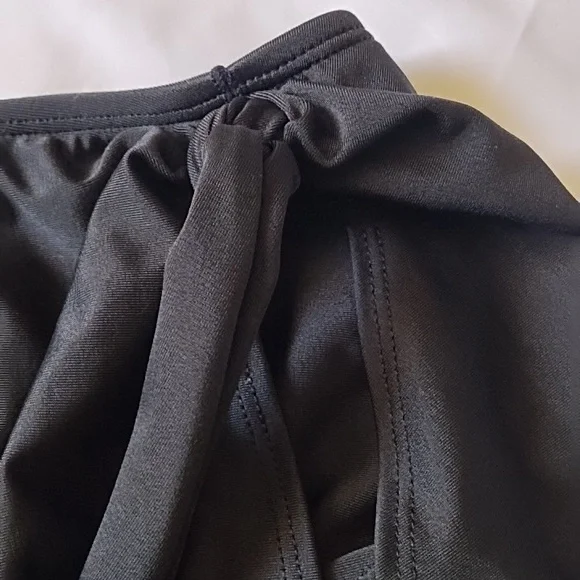 NWT Old Navy Black Swim Skirt SzMed - Picture 4 of 8